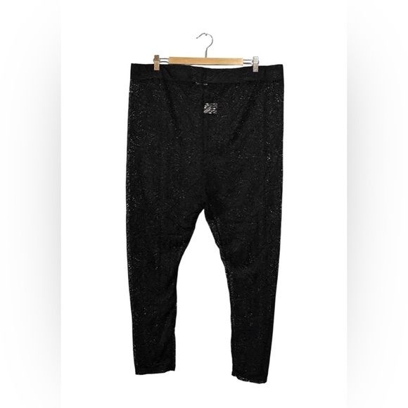 Penningtons, Black Lace Overlay Leggings, Size 2X (plus size) - Picture 7 of 8